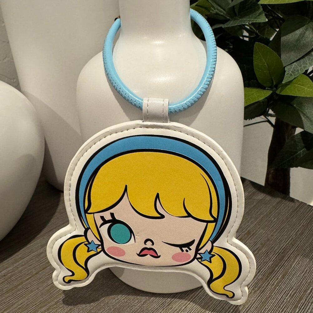 Baby Molly Daily Look Cardholder in "Sweet Baby"